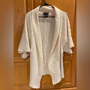 Sutton Cashmere Cream Open-Front
Sweater Asymmetrical Women’s Size Medium